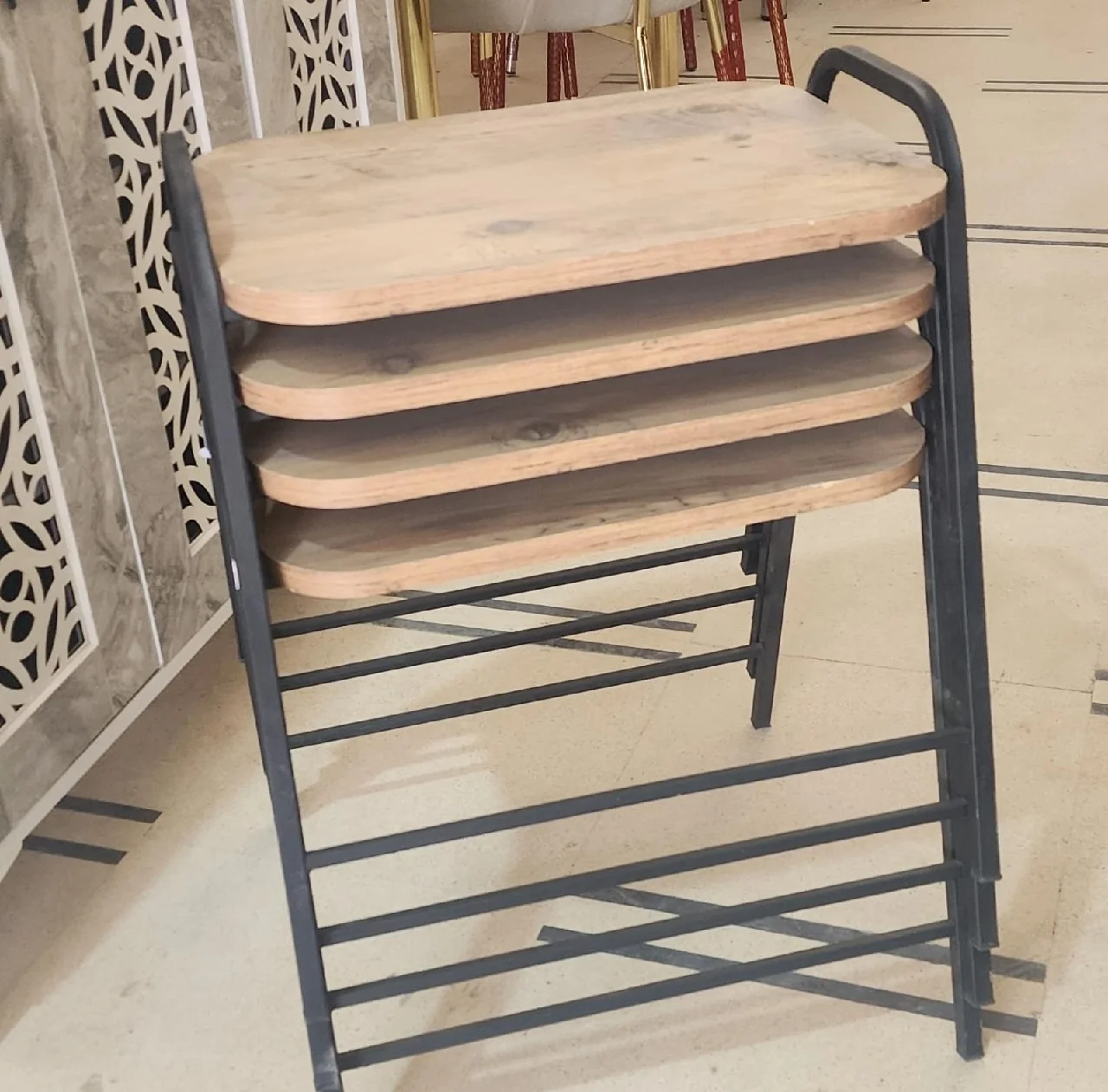 طقم طربيزات 4 قطع وجه خشبي